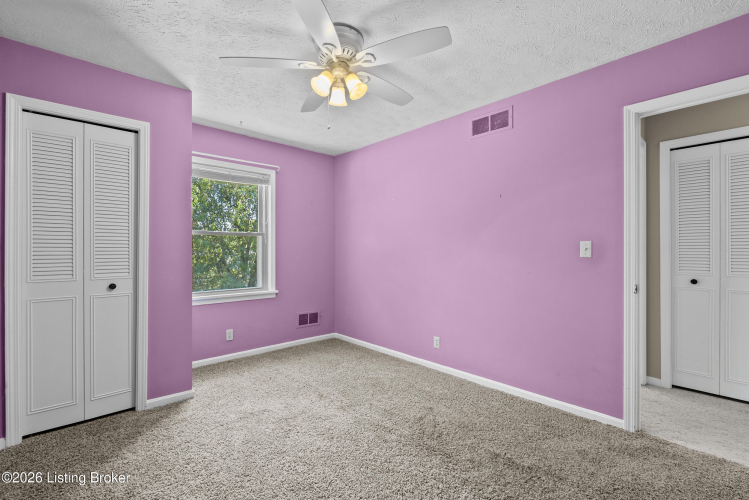 Listing Image 27