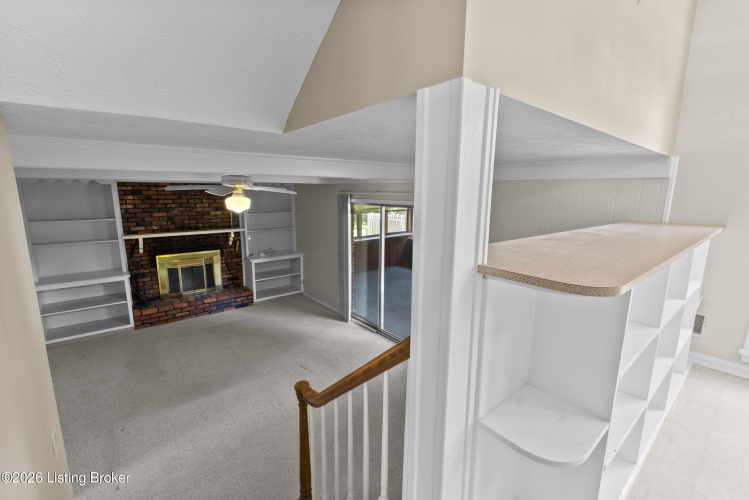 Listing Image 30