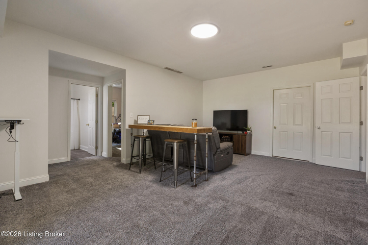 Listing Image 59