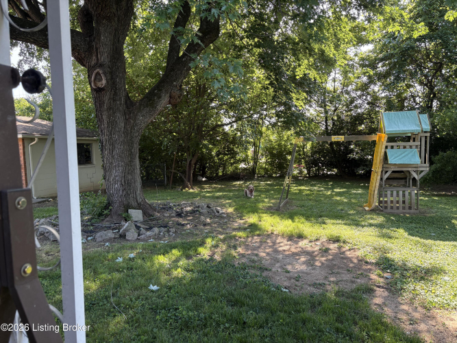 Listing Image 14