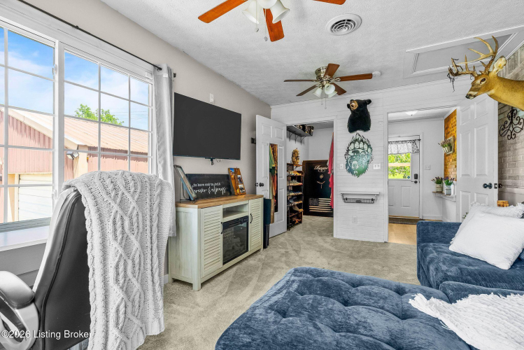 Listing Image 25