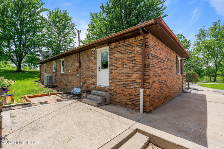 Listing Image 39
