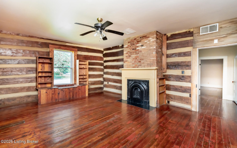 Listing Image 16