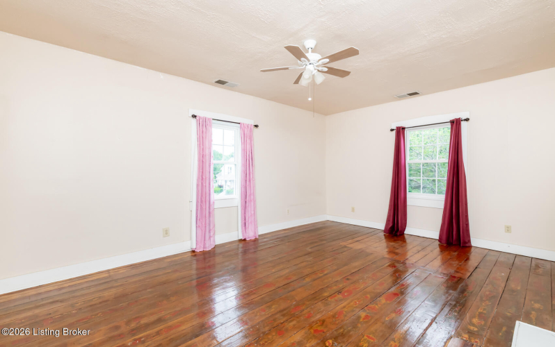 Listing Image 56