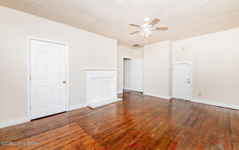 Listing Image 58
