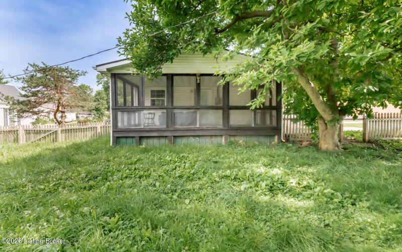 Listing Image 73