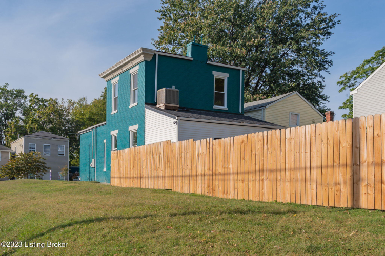 Listing Image 46