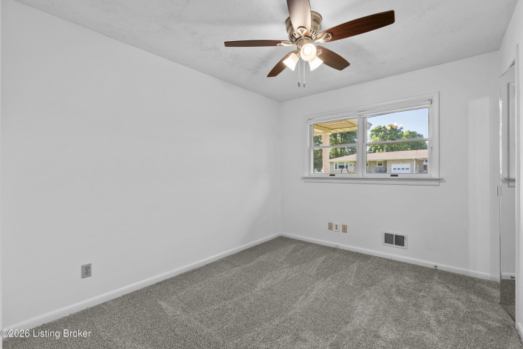 Listing Image 26