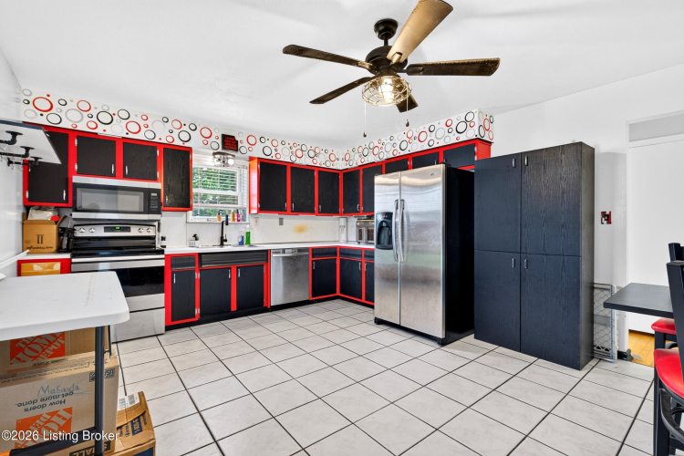 Listing Image 12