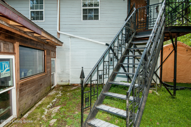 Listing Image 26