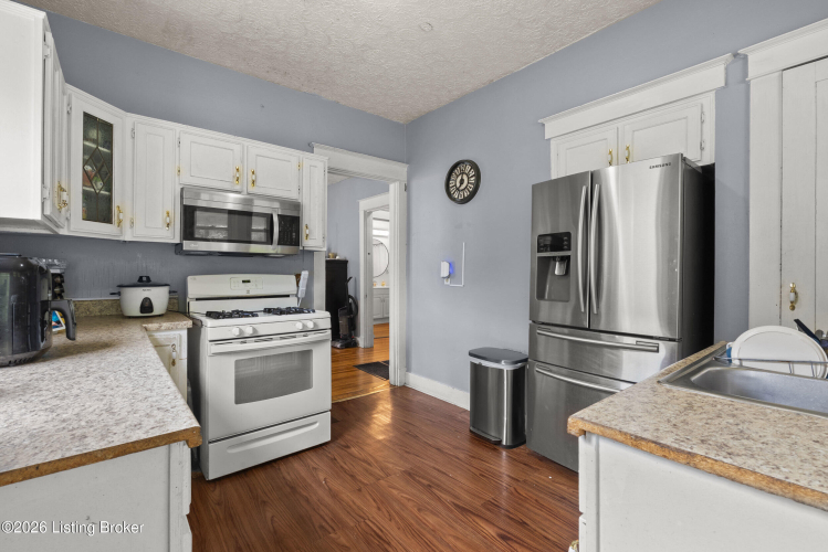 Listing Image 13
