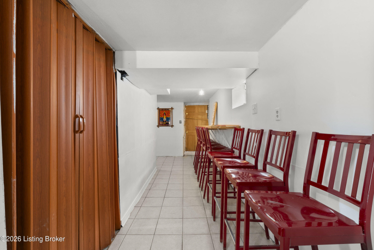 Listing Image 39