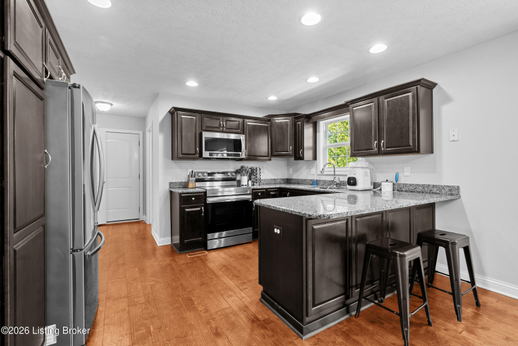 Listing Image 16