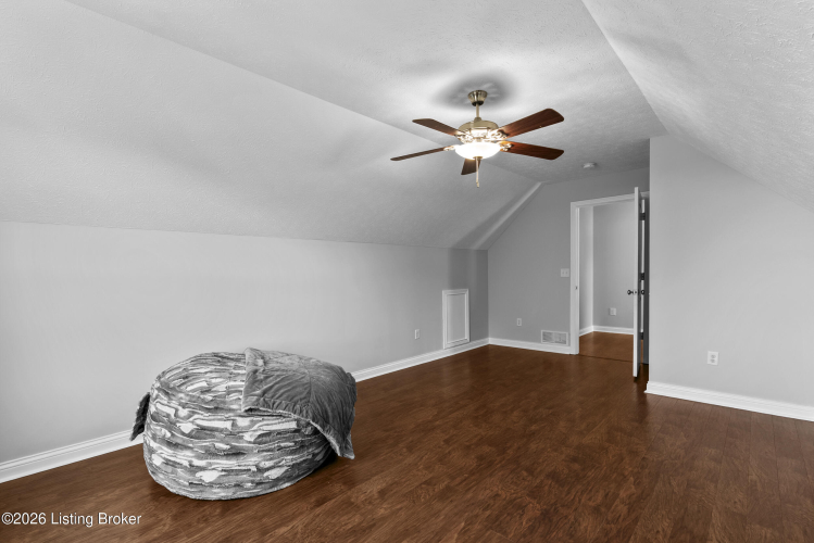 Listing Image 33