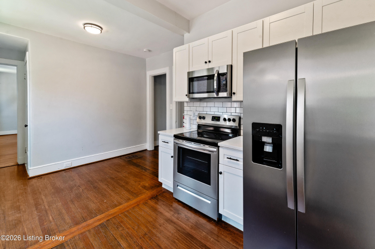 Listing Image 18