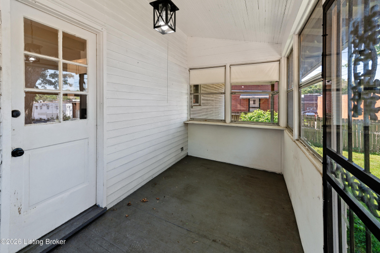 Listing Image 52