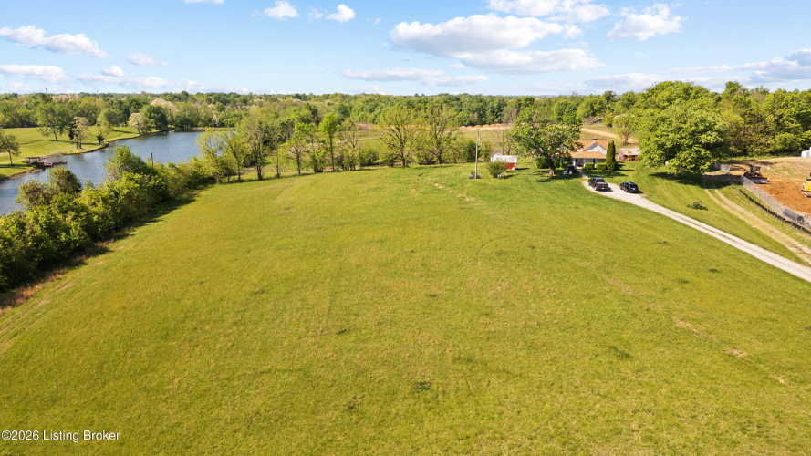Listing Image 14