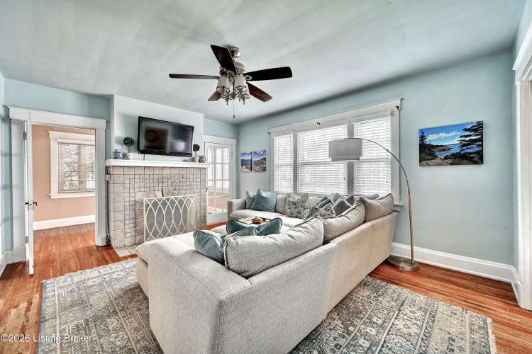 Listing Image 14