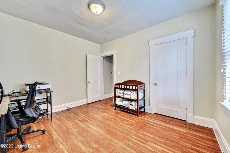 Listing Image 22