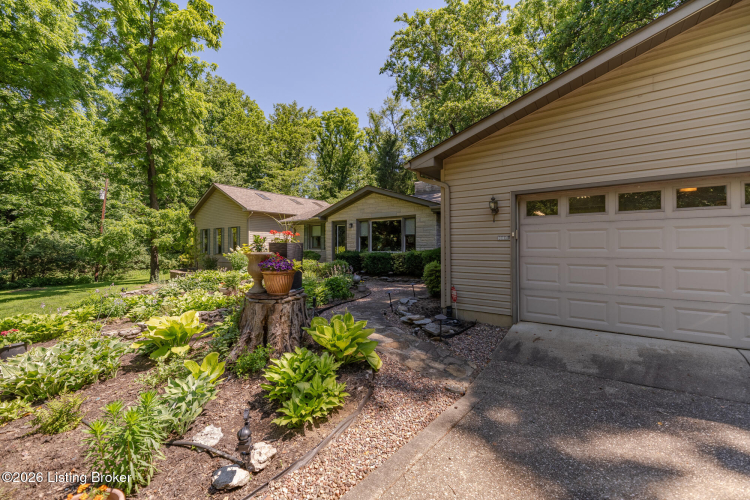 Listing Image 59