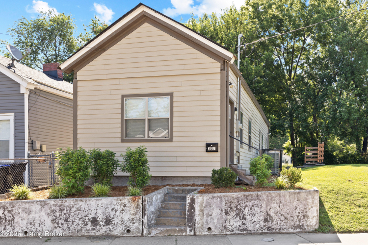 Listing Image 3