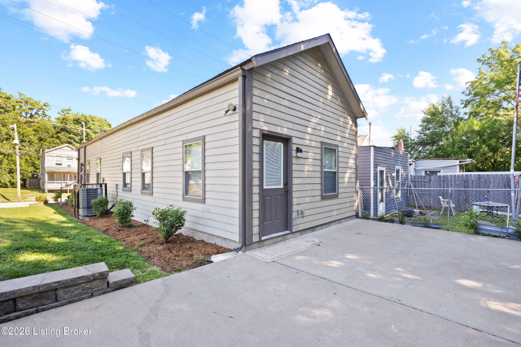 Listing Image 23