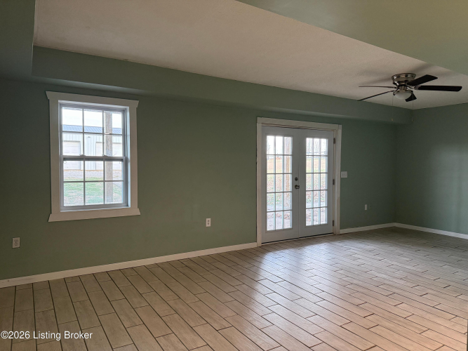 Listing Image 59