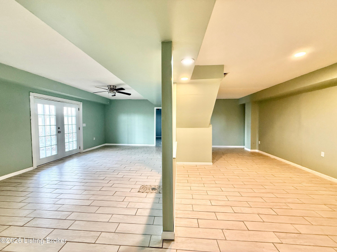 Listing Image 65