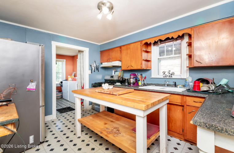 Listing Image 13