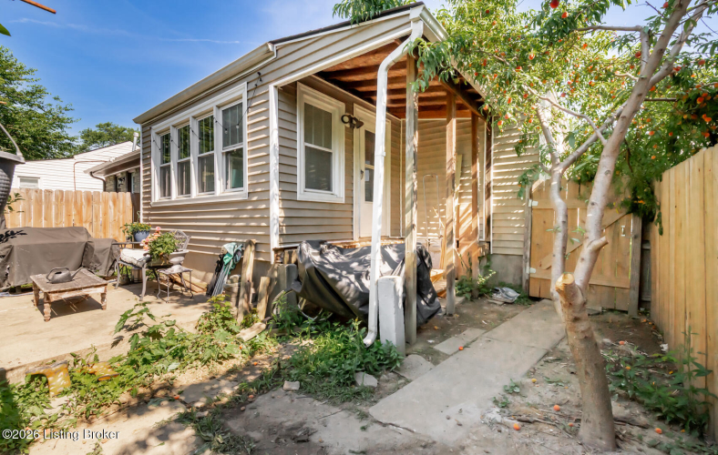 Listing Image 40