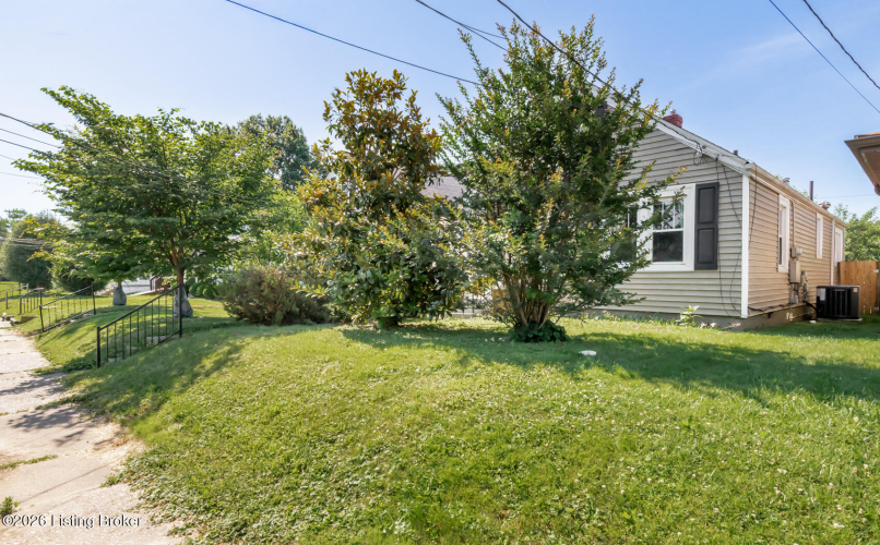 Listing Image 54