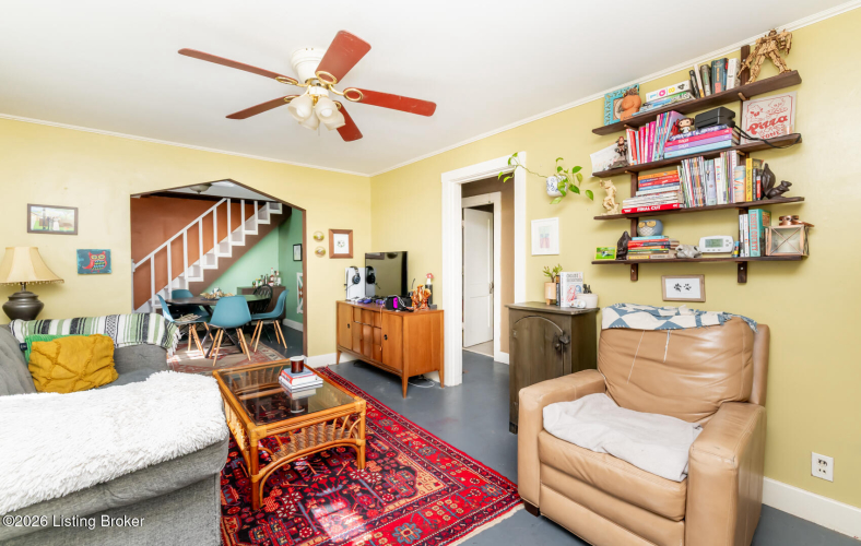 Listing Image 7