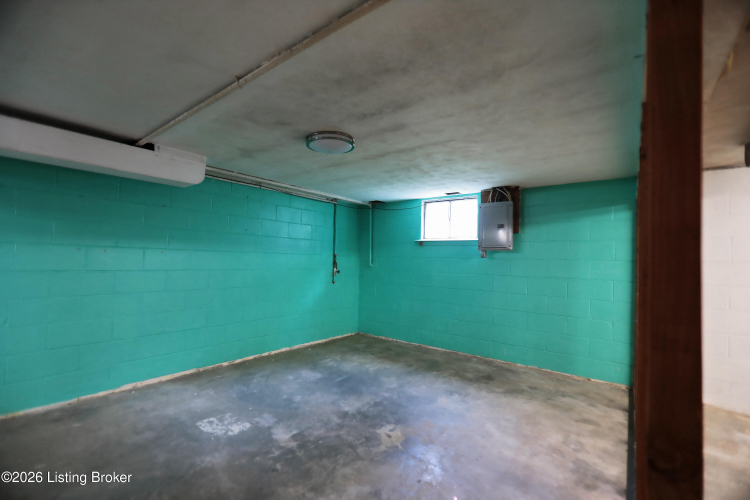 Listing Image 45