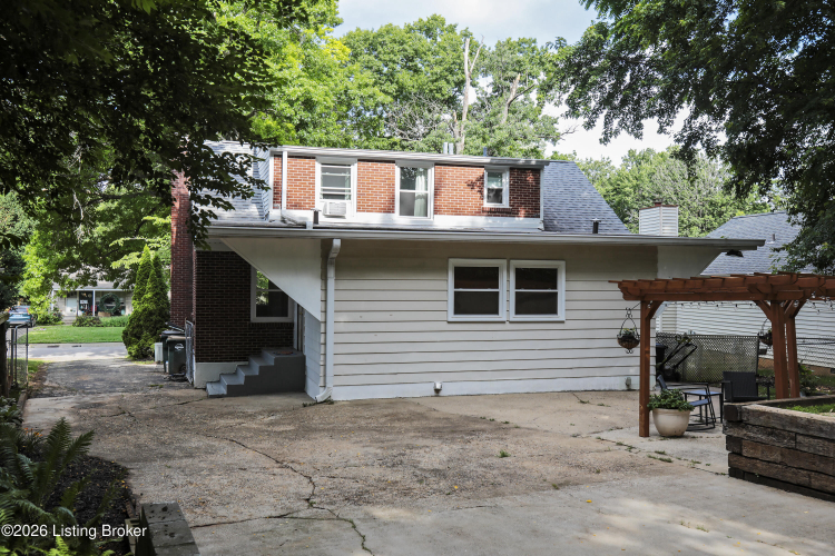 Listing Image 55