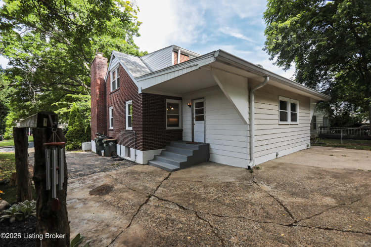 Listing Image 56