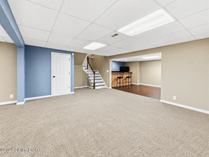 Listing Image 48