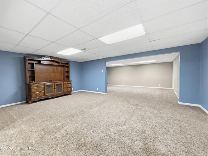 Listing Image 52