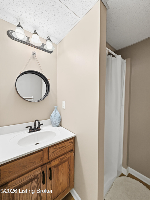 Listing Image 62