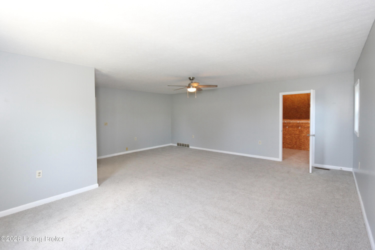 Listing Image 53