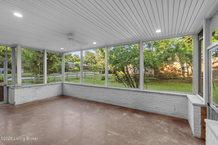 Listing Image 20
