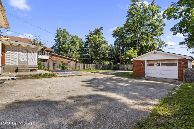 Listing Image 20