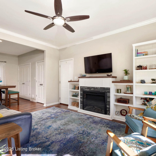 Listing Image 5