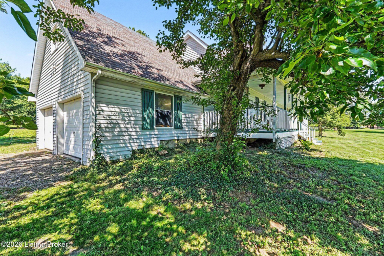 Listing Image 24