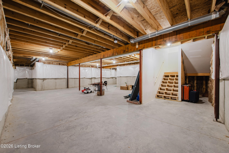 Listing Image 43