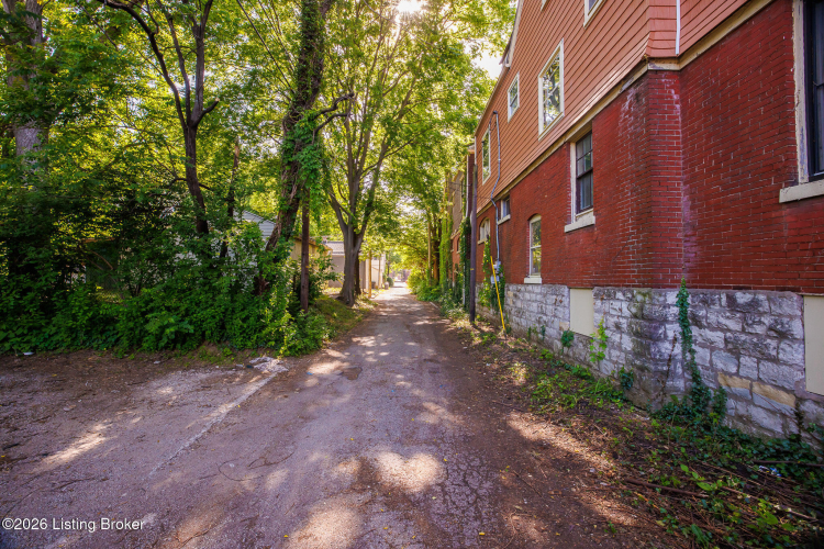 Listing Image 71