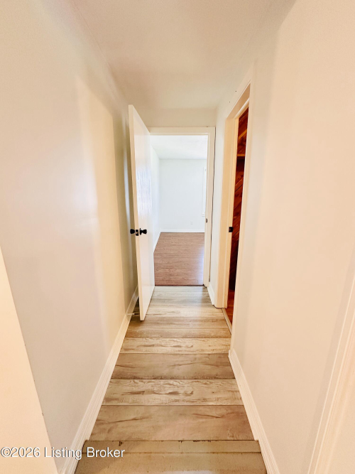 Listing Image 54