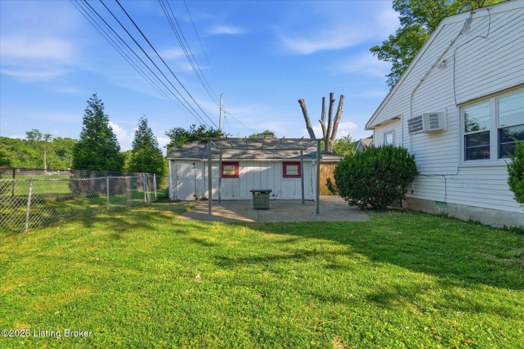 Listing Image 40