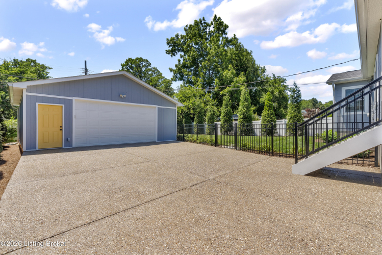 Listing Image 59
