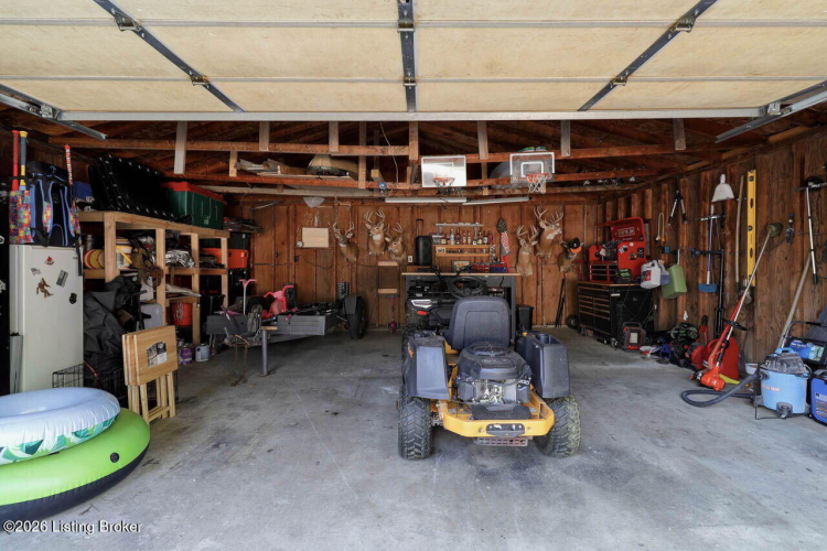 Listing Image 44