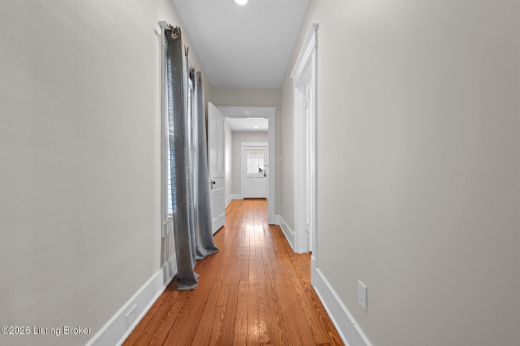 Listing Image 37
